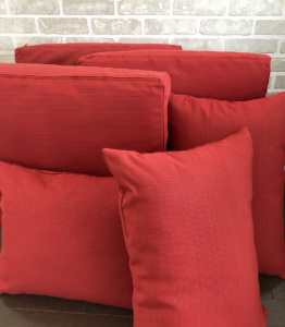 cushions red custom set